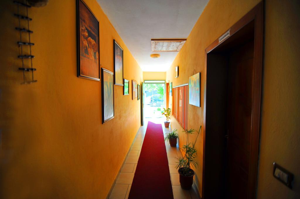 Pemaj Hostel Shkodër Exteriér fotografie